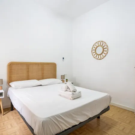 Garcia Rooms By Cadiz Time Готель типу 